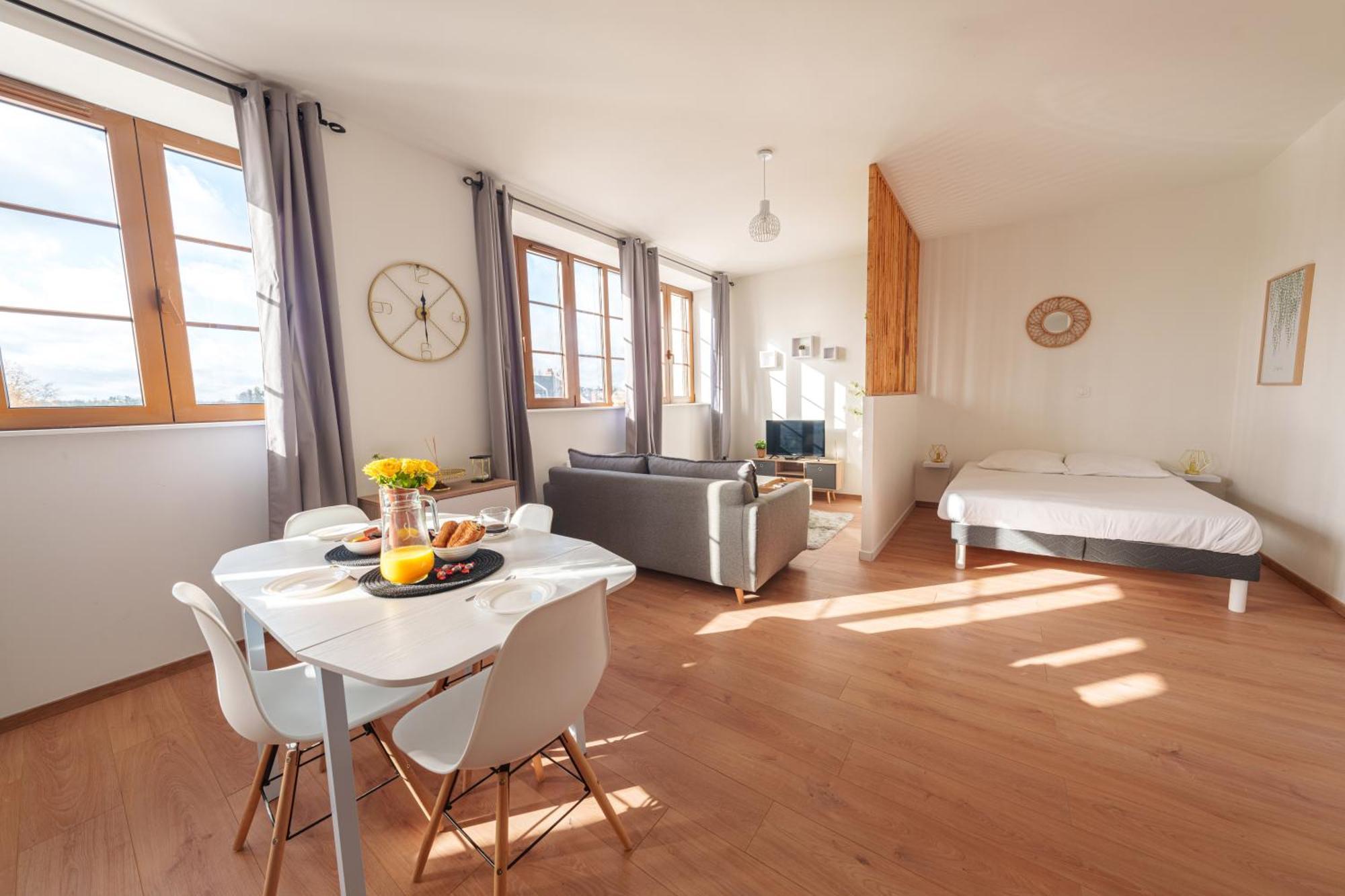 Le Fleur De Cerisier - Zmn Conciergerie Lägenhet Saint-Quentin  Exteriör bild